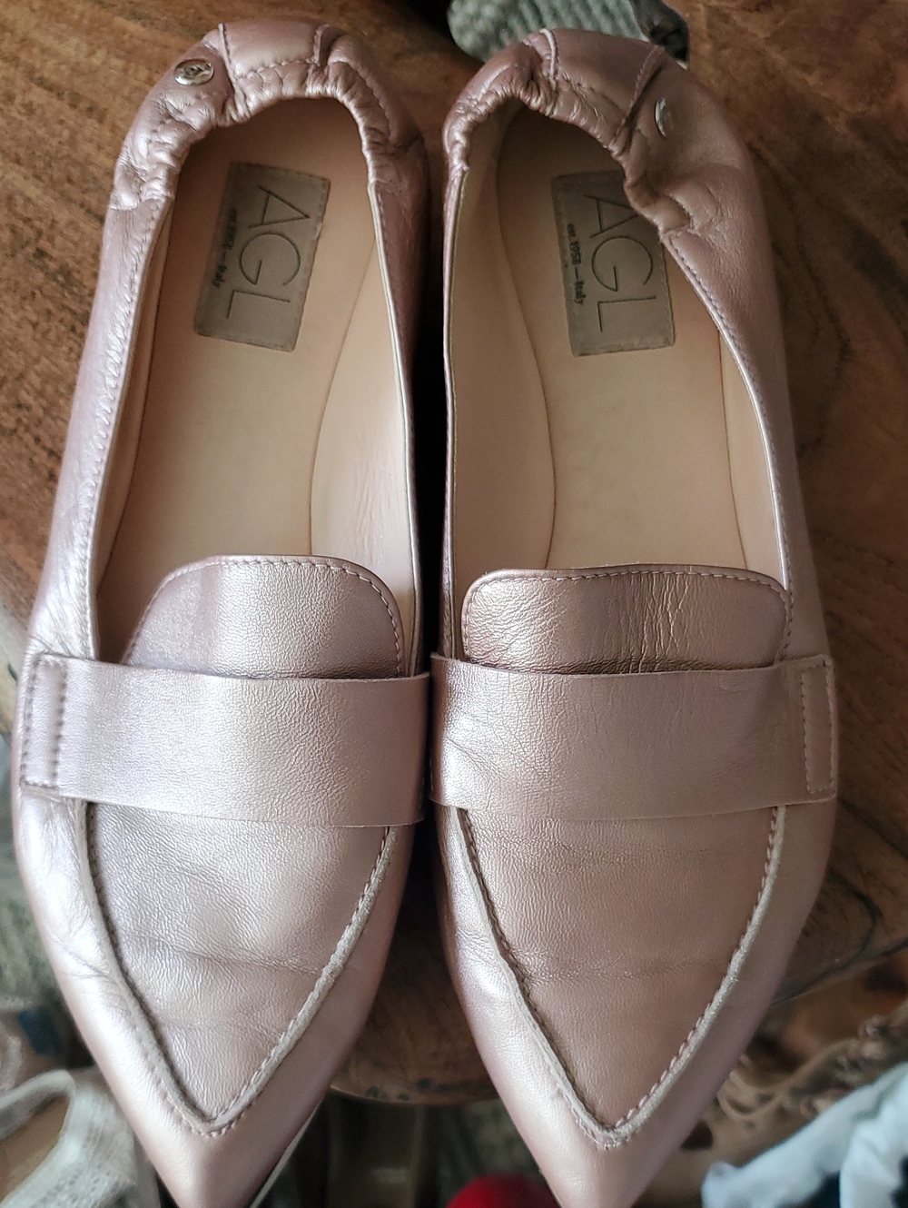 AGL Metallic Blush Leather Pointed Flats
